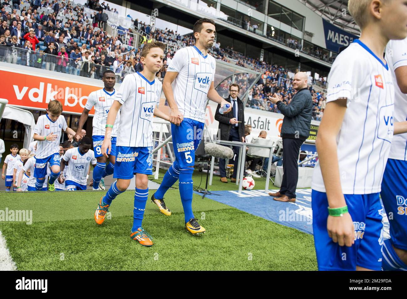 Ofir Davidzada di Gent ha mostrato all'inizio della partita della Jupiler Pro League tra KAA Gent e KRC Genk, a Gent, domenica 10 settembre 2017, il sesto giorno della Jupiler Pro League, la stagione calcistica belga 2017-2018. FOTO DI BELGA JASPER JACOBS Foto Stock