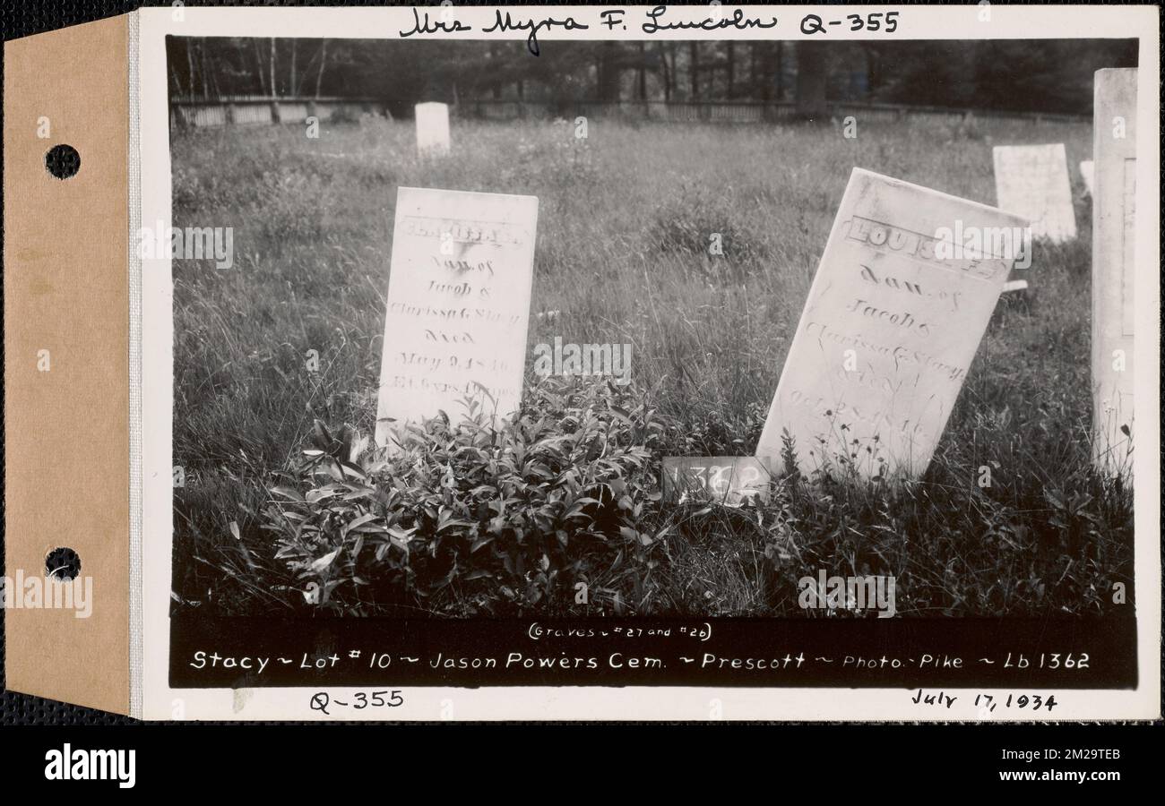 Stacy, Louisa F. Stacy, Jason Powers Cemetery, lotto 10, tombe #27 e #26, Prescott, Mass., 17 luglio 1934 : Sig.ra Myra F. Lincoln, Q-355 , acquedotti, serbatoi strutture di distribuzione idrica, immobili, cimiteri Foto Stock