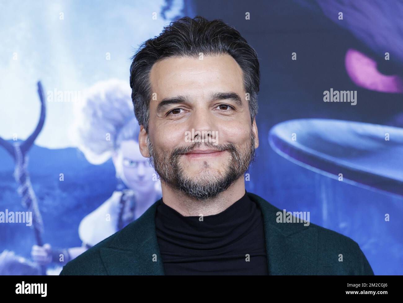 New York, Stati Uniti. 13th Dec, 2022. Wagner Moura arriva sul tappeto rosso alla prima di 'Puss in Boots: The Last Wish' al Jazz al Lincoln Center di New York City martedì 13 dicembre 2022. Foto di John Angelillo/UPI Credit: UPI/Alamy Live News Foto Stock