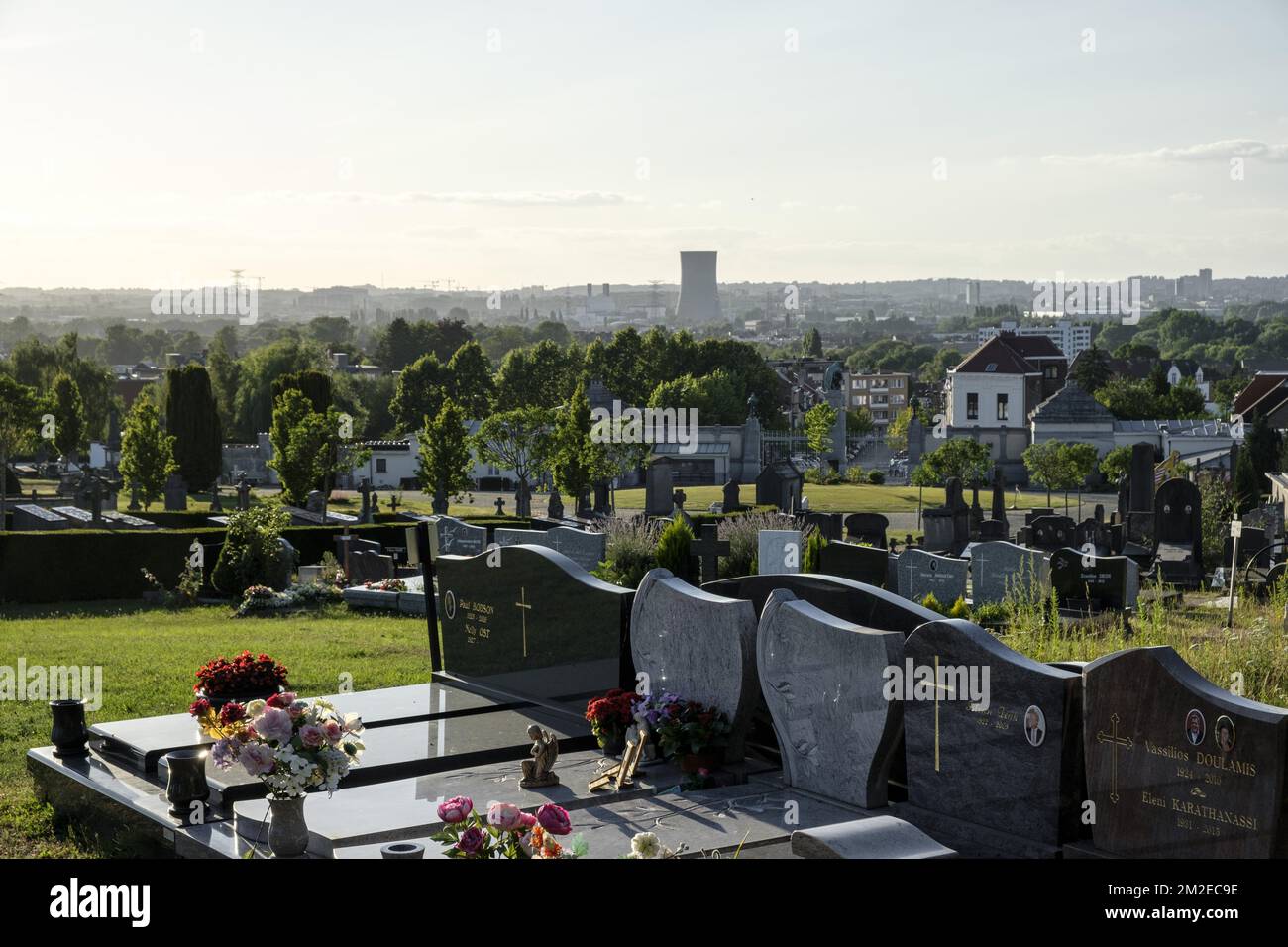 Cimetiere, pierres tombales et croix Cross e cimitero 10/04/2018 Foto Stock