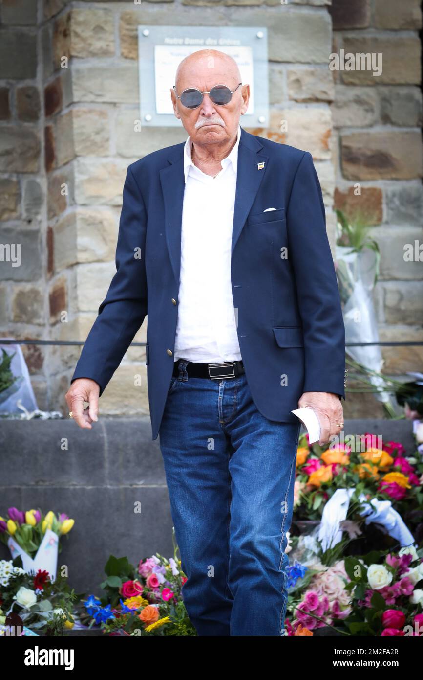 Il cantante Jean Vanobbergen (le Grand Jojo - Lange Jojo) parte dopo la cerimonia funeraria per la cantante belga Maurane (Claudine Luypaerts) giovedì 17 maggio 2018 a Bruxelles. Maurane è stato trovato morto nella sua casa il 7th maggio, aveva 57 anni. BELGA PHOTO VIRGINIE LEFOUR Foto Stock