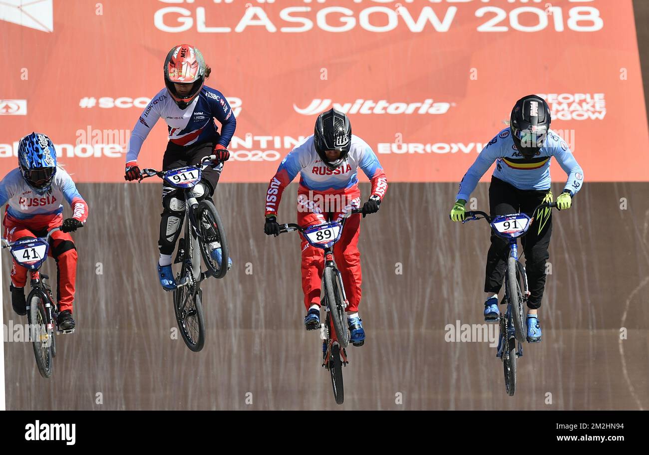Natalia Suvorova, Bethany Shriever, Yaroslava Bondarenko e il ciclista belga BMX Elke Vanhoof sono stati raffigurati in azione durante l'evento femminile delle manches BMX ai Campionati europei di Glasgow, Scozia, venerdì 10 agosto 2018. I campionati europei di diversi sport si terranno a Glasgow dal 03 al 12 agosto. FOTO DI BELGA ERIC LALMAND Foto Stock