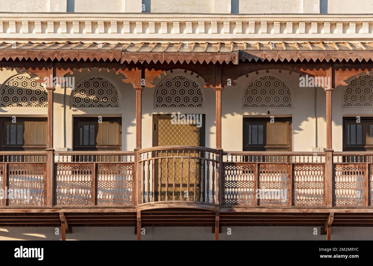 Architettura coloniale, Muttrah Corniche, Muscat, Oman Foto Stock