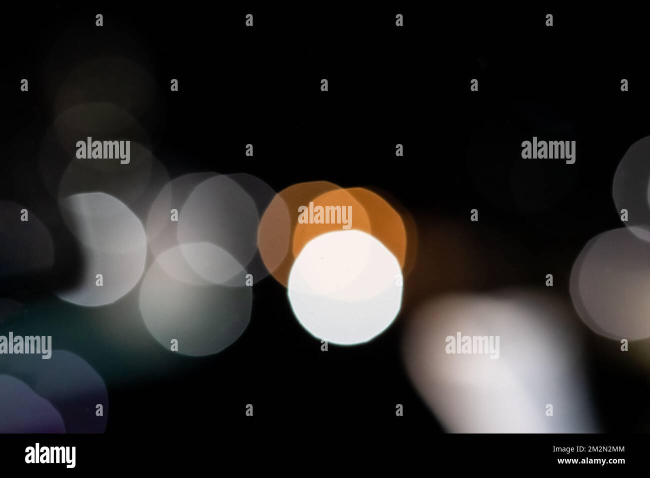 Un bellissimo effetto bokeh nella tua fotocamera foto obiettivo sfocatura rotonda foto forma luce Foto Stock