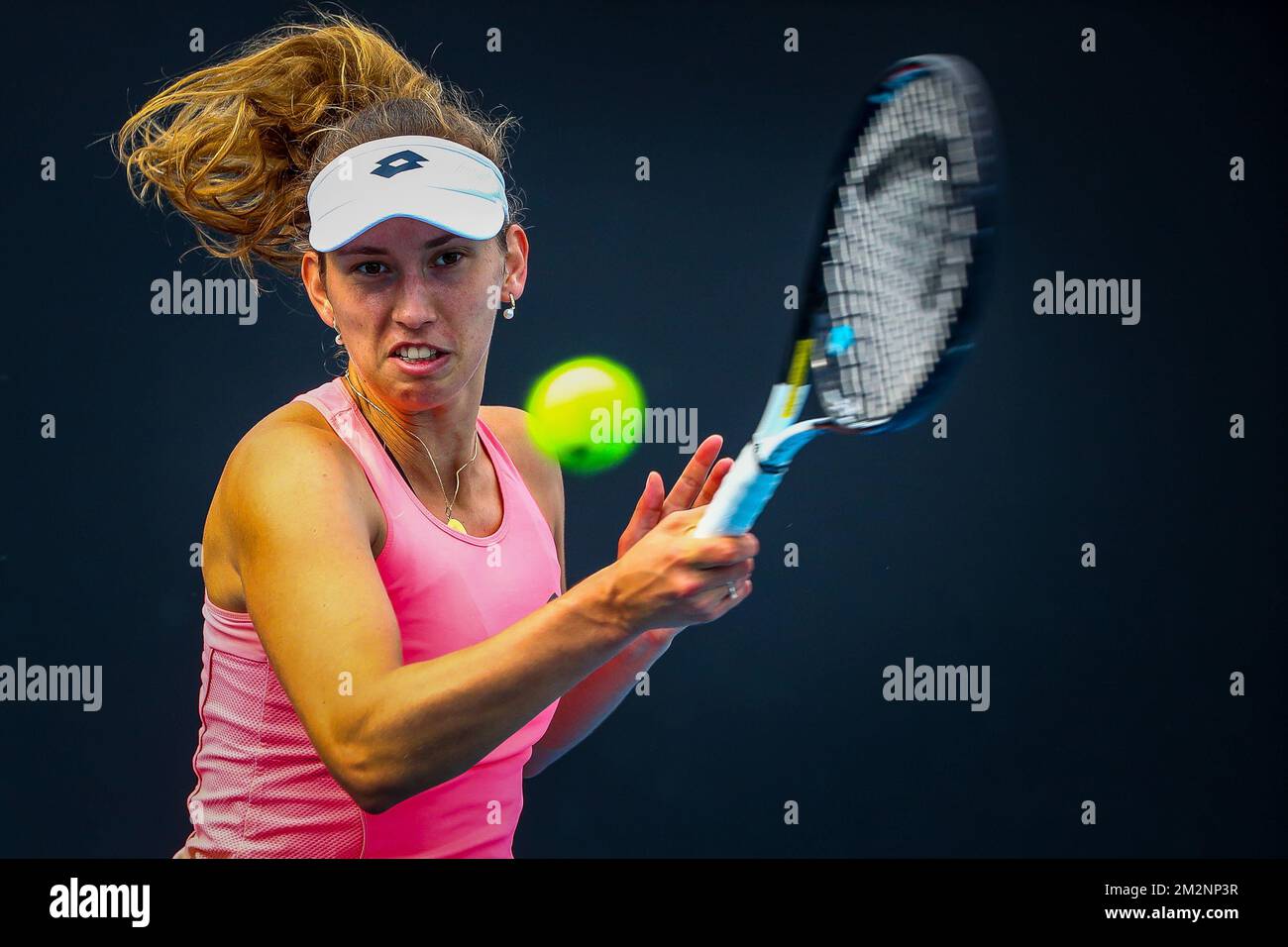 Elise Mertens è stato raffigurato in azione durante una sessione di allenamento al Grand Slam di tennis 'Australian Open', sabato 12 gennaio 2019 a Melbourne Park, Melbourne, Australia. Questo primo grande slam della stagione si svolgerà dal 14 al 27 gennaio. FOTO DI BELGA PATRICK HAMILTON Foto Stock