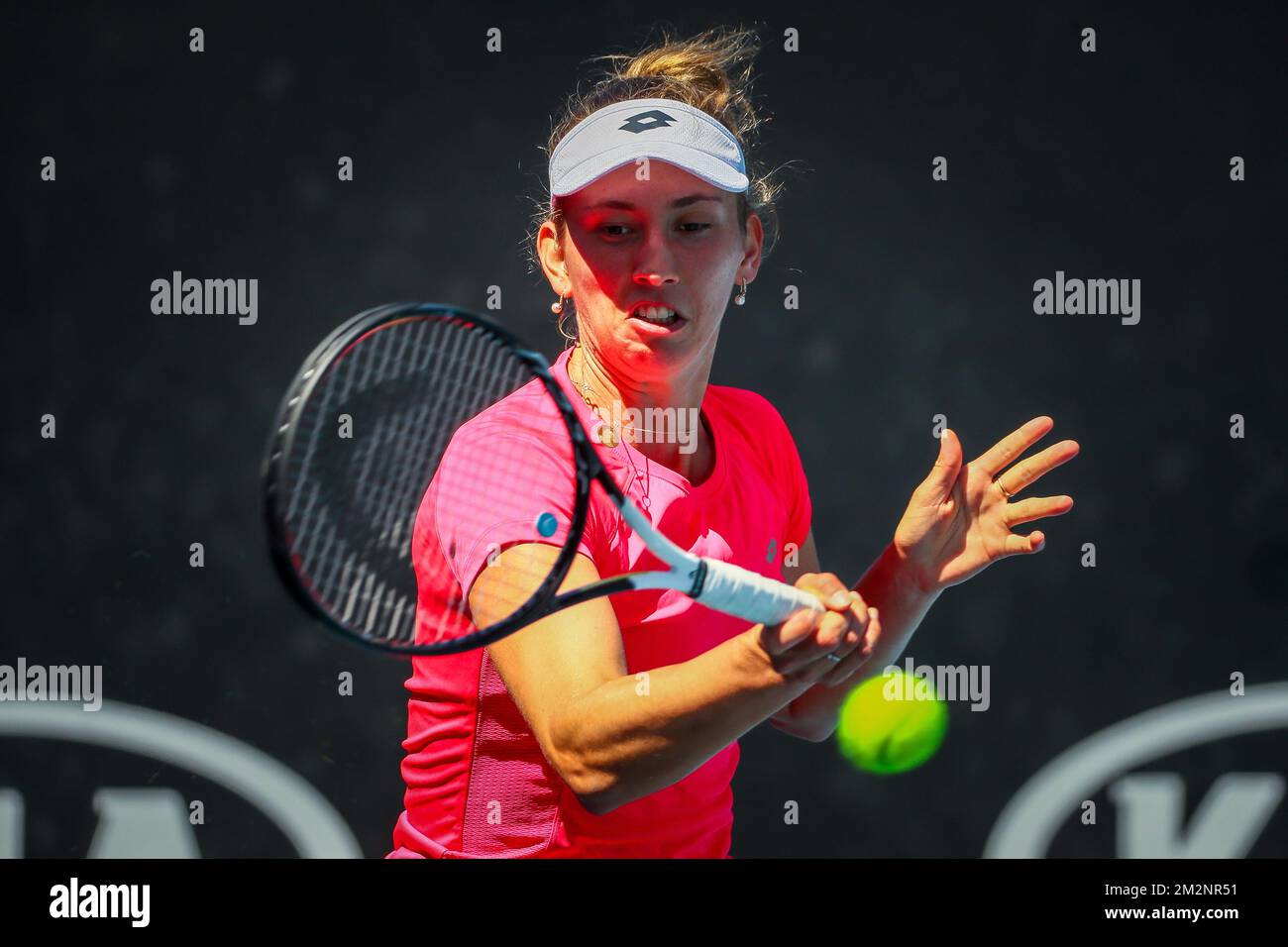 Elise Mertens ha mostrato in azione durante una sessione di allenamento preparandosi al Grand Slam di tennis 'Australian Open', domenica 13 gennaio 2019 a Melbourne Park, Melbourne, Australia. Questo primo grande slam della stagione si svolgerà dal 14 al 27 gennaio. FOTO DI BELGA PATRICK HAMILTON Foto Stock