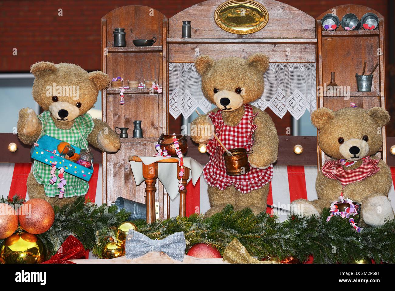 Teddy Bears, Kinderweihnachtsmarkt, Nürnberg, Nürnberger Weihnachtsmarkt, Nürnberger Christkindlesmarkt, Engel, Anhänger, Kugel, Glühwein, Foto Stock