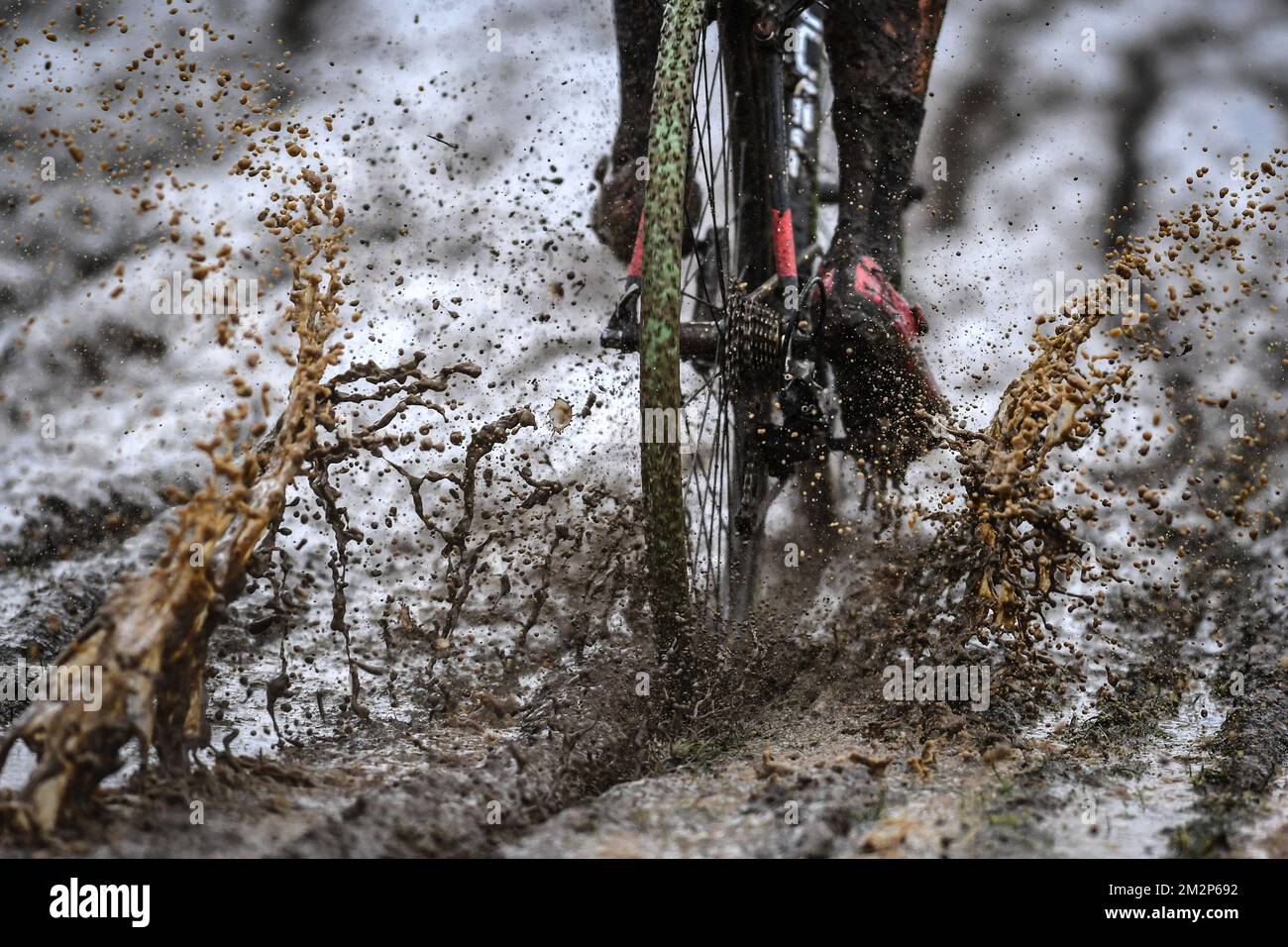 Immagine scattata durante la corsa d'élite maschile durante la corsa di ciclocross di Kasteelcross, sabato 26 gennaio 2019, a Zonnebeke. FOTO DI BELGA DAVID STOCKMAN Foto Stock