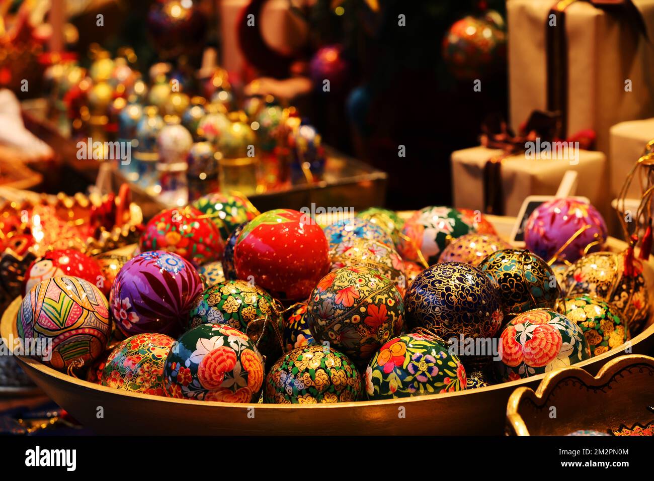 Buon Natale, weihnachtskugel, Glaskugel, Nürnberg, Nürnberger Weihnachtsmarkt, Nürnberger Christkindlesmarkt, Engel, Anhänger, Glühwein, Foto Stock