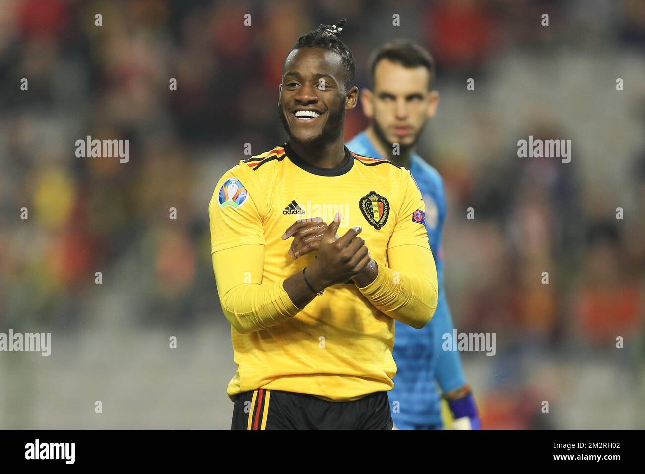 Michy Batshuayi in Belgio reactsnear portiere russo Guilherme durante una partita tra la nazionale belga di calcio Red Devils e la Russia, a Bruxelles, giovedì 21 marzo 2019, la prima di una serie di 10 partite di qualificazione della Coppa europea 2020. FOTO DI BELGA BRUNO FAHY Foto Stock