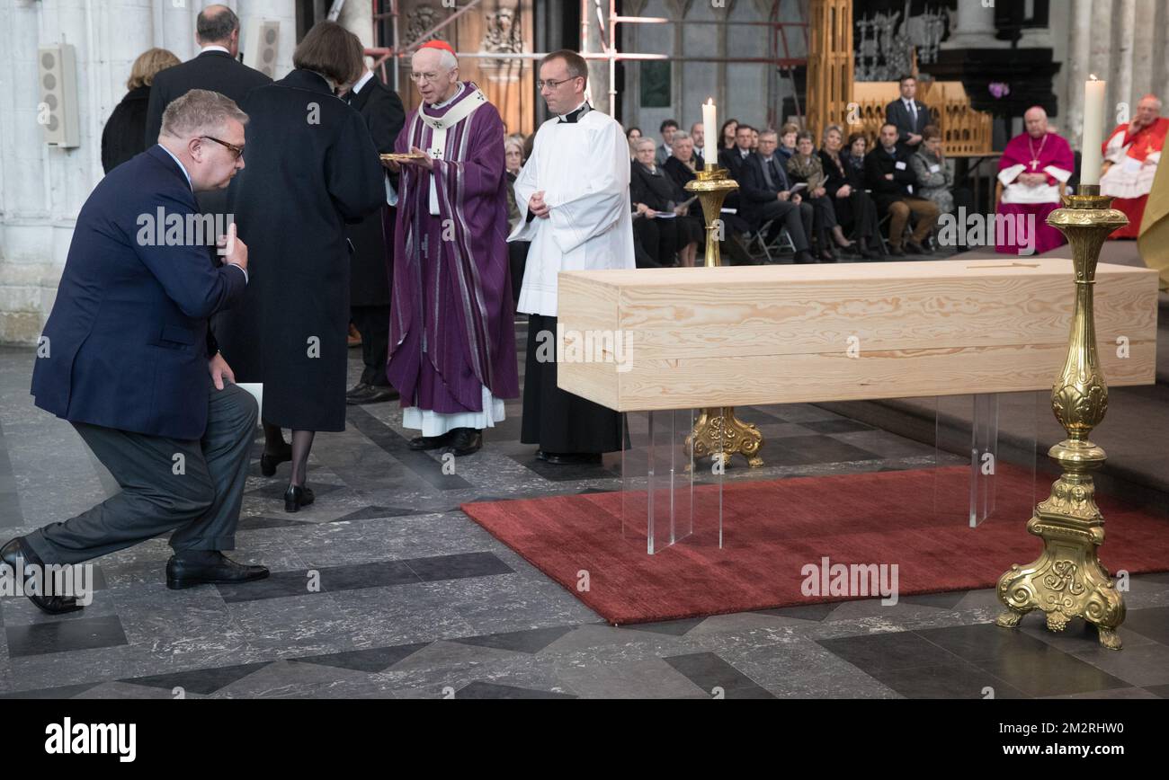 Il principe Laurent del Belgio è stato raffigurato durante la cerimonia funeraria del Cardinale Danneels, presso la Sint-Romboutskathedraal (Cattedrale di Saint-Rombaut) di Mechelen, venerdì 22 marzo 2019. Il Cardinale Danneels morì il 14th marzo all'età di 85 anni. BELGA FOTO PISCINA BENOIT DOPPAGNE Foto Stock