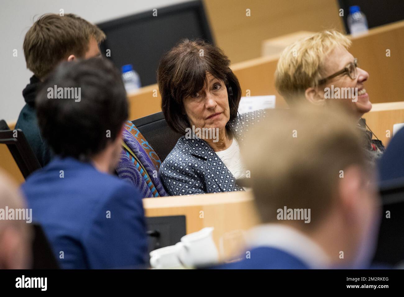 PS' Laurette Onkelinx ha illustrato nel corso di una sessione della commissione per la revisione costituzionale e la riforma istituzionale, al parlamento federale, a Bruxelles, martedì 26 marzo 2019. Oggi la commissione vota una proposta di revisione della costituzione per consolidare gli obiettivi e i principi climatici. FOTO DI BELGA JASPER JACOBS Foto Stock
