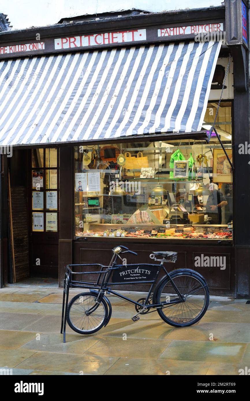 Macelleria in vecchio stile a Salisbury, Regno Unito Foto Stock