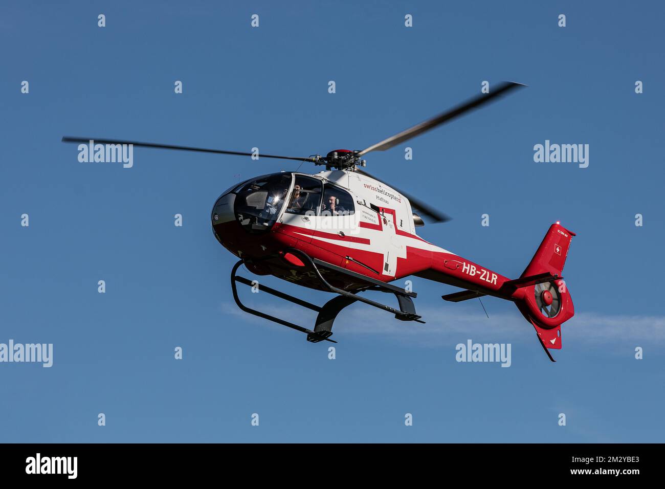 Tour in elicottero di Swiss Helicopter AG, Pfaffnau alla fiera di Malters, Lucerna, Svizzera Foto Stock