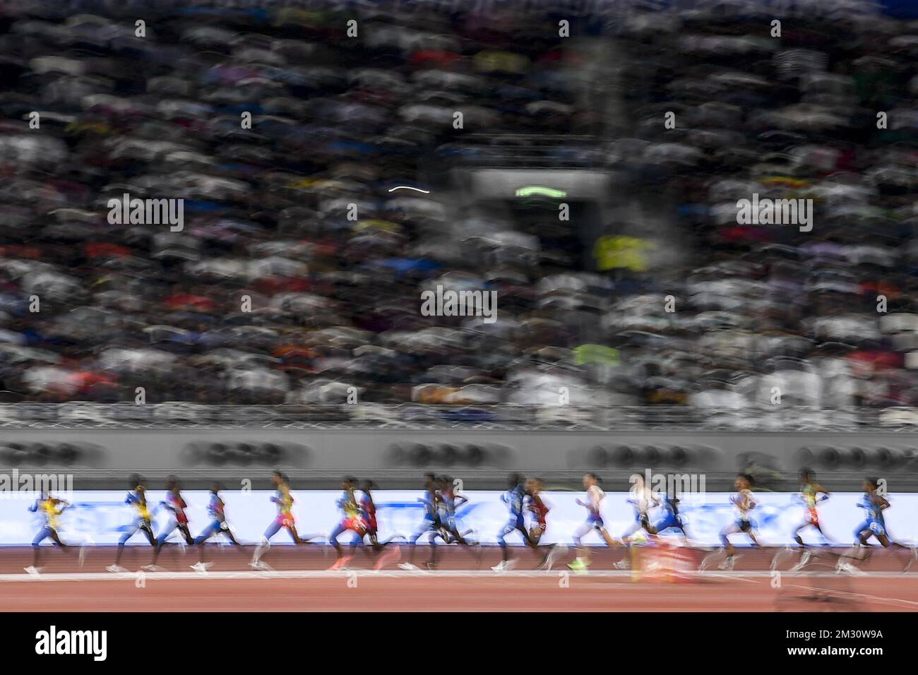 L'illustrazione mostra la finale del concorso maschile 10000m, il giorno dieci dei Campionati Mondiali di Atletica IAAF a Doha, Qatar, domenica 06 ottobre 2019. I Mondi si svolgono dal 27 settembre al 6 ottobre. FOTO DI BELGA DIRK WAEM Foto Stock