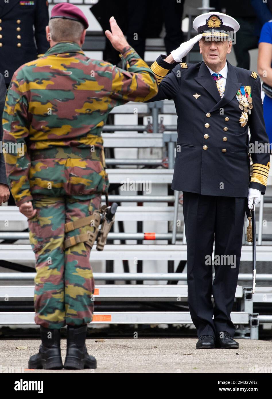 Nuovo Capo della Difesa Michel Hofman ha raffigurato durante la cerimonia del trasferimento del comando del Capo della Difesa belga, presso la scuola militare reale, a Bruxelles, venerdì 10 luglio 2020. BELGA FOTO BENOIT DOPPAGNE Foto Stock