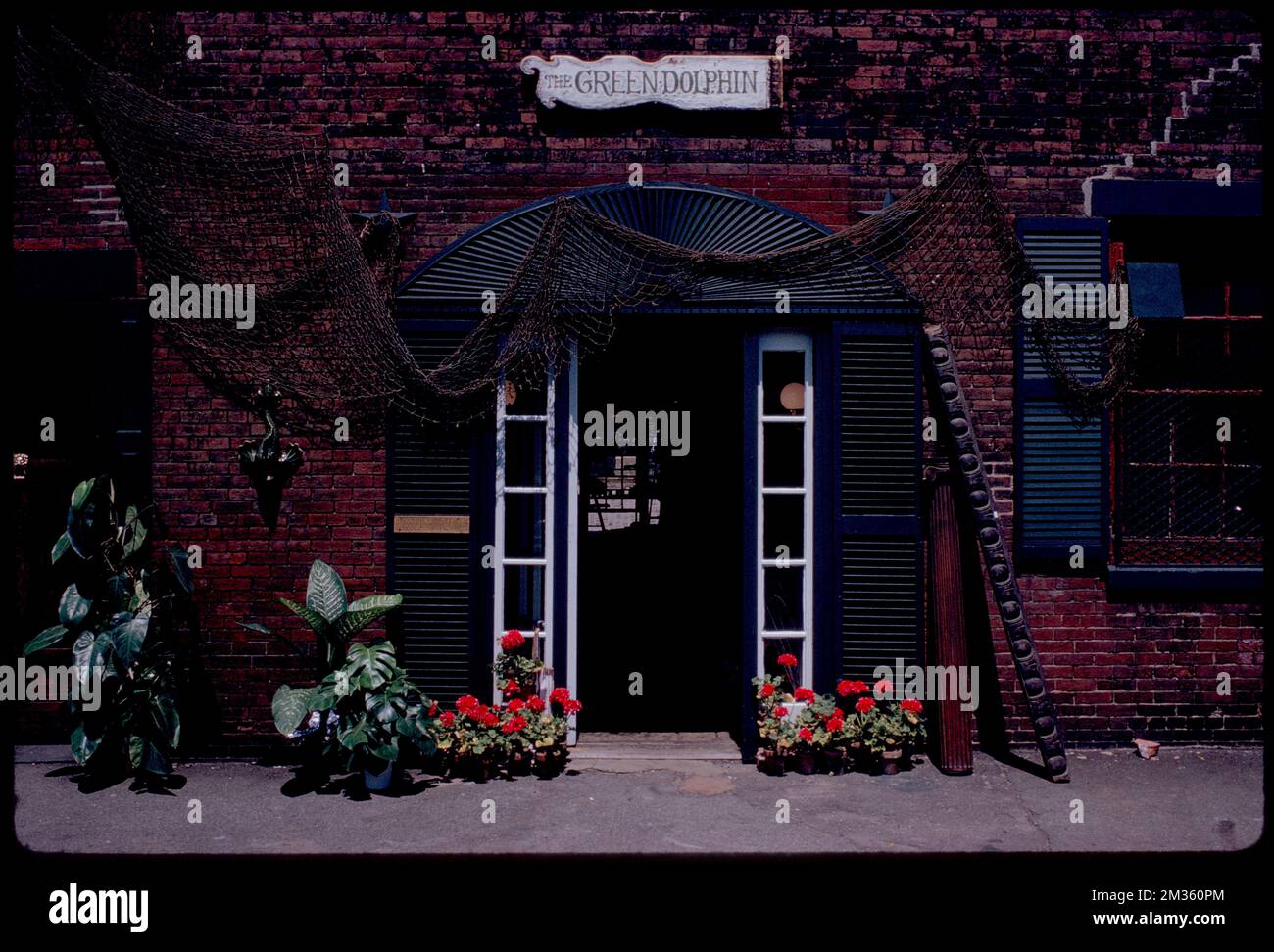 The Green Dolphin, Long Wharf, Boston, gallerie d'arte commerciali. Collezione Edmund L. Mitchell Foto Stock