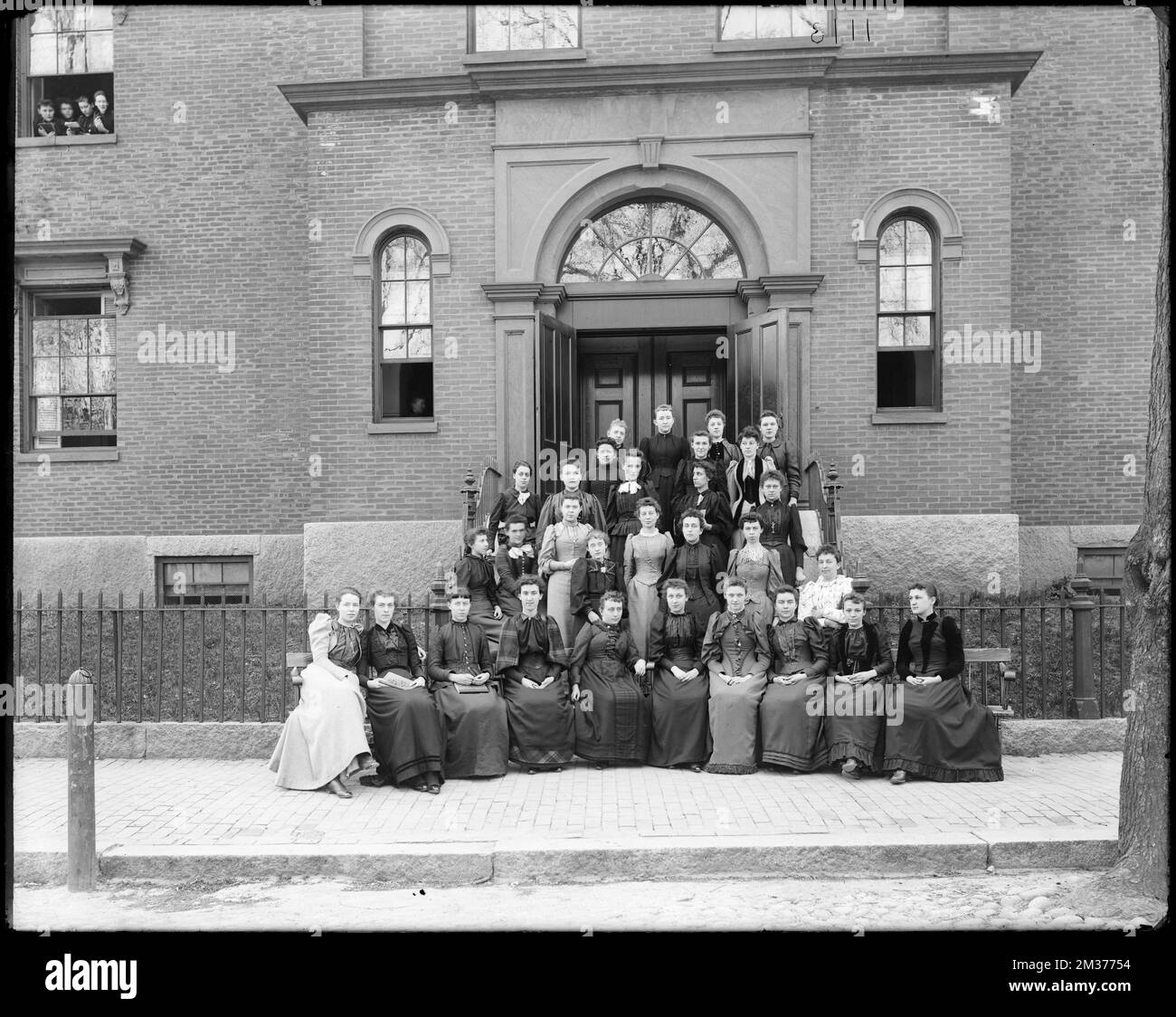 Gruppo, alla Scuola normale di Salem , Scuole. Frank Cousins Collezione di negativi in lastra di vetro Foto Stock
