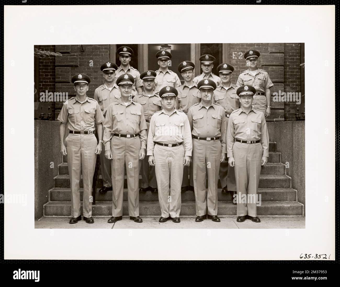 Gruppo di ufficiali militari , ufficiali militari, Messa Arsenale di Watertown. Record degli Stati Uniti Esercito operativo Foto Stock