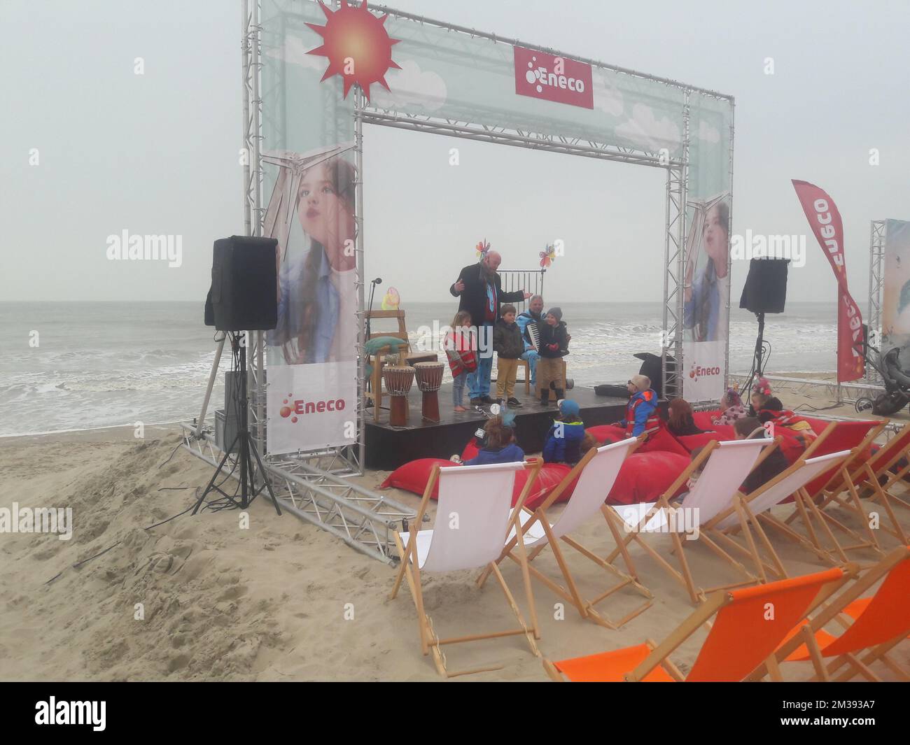 L'immagine mostra la tredicesima edizione dell'Eneco Clean Beach Cup, domenica 20 marzo 2022 a Bredene. BELGA FOTO ADRIAAN CLYNCKEMAILLIE Foto Stock