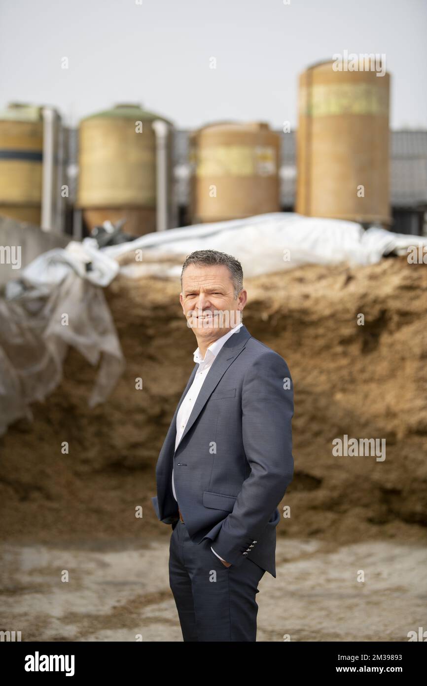 Il nuovo presidente Boerenbond Lode Ceyssens si pone per il photographer in una fattoria di Willebringen, Boutersem, martedì 29 marzo 2022. FOTO DI BELGA CHRISTOPHE KETELS Foto Stock