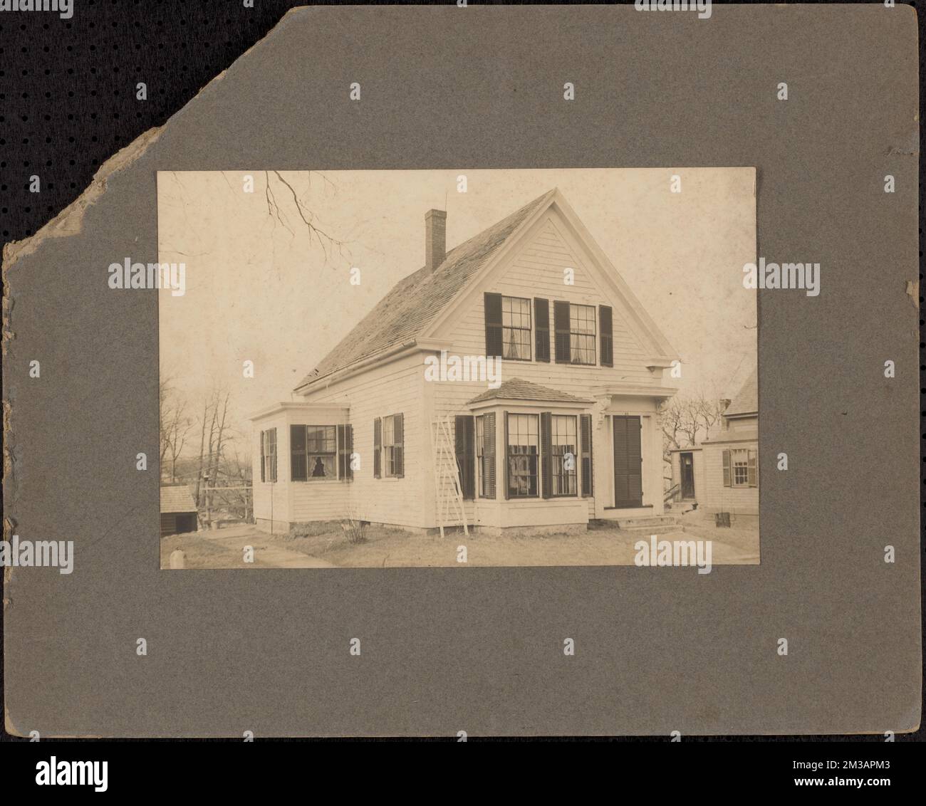 Hopkinton singola casa di famiglia, abitazioni, Clapboard siding, tralicci, persiane. Fotografie dei luoghi e della gente di Hopkinton Foto Stock