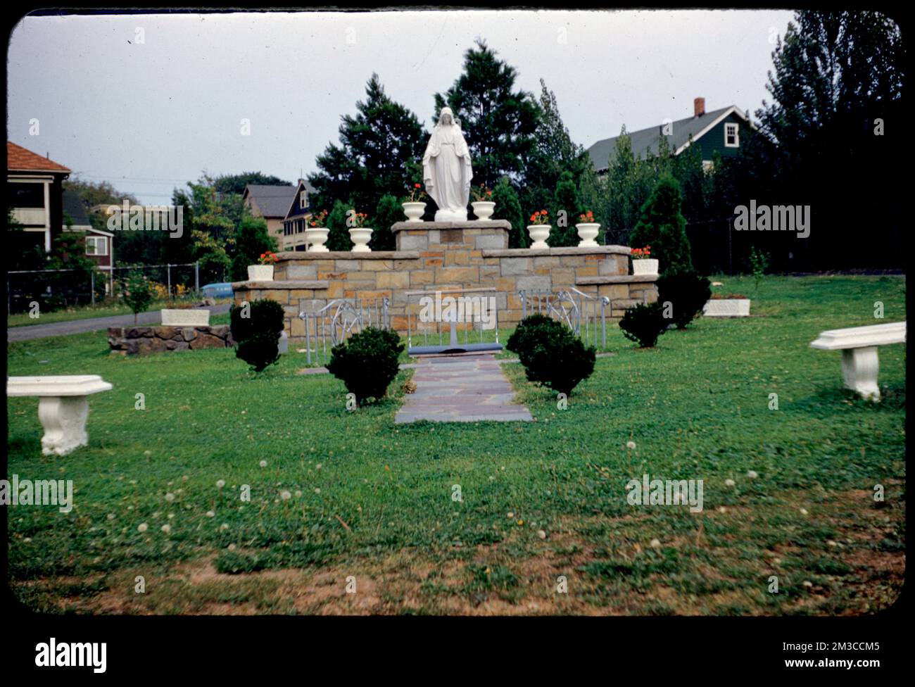 Santuario dell'Immacolata Concezione, scultura, Madonne. Collezione Edmund L. Mitchell Foto Stock Santuario dell'Immacolata Concezione, scultura, Madonne. Collezione Edmund L. Mitchell Foto Stock