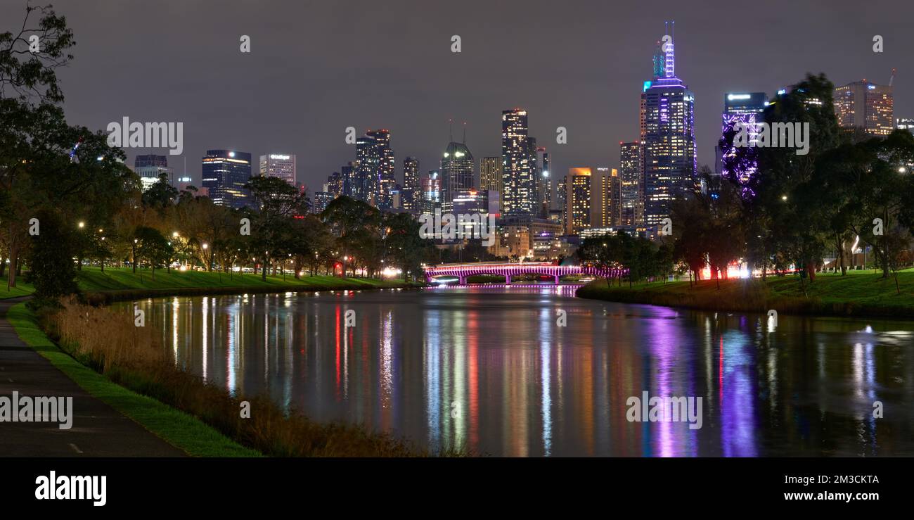 Panorama notturno di Melbourne Foto Stock