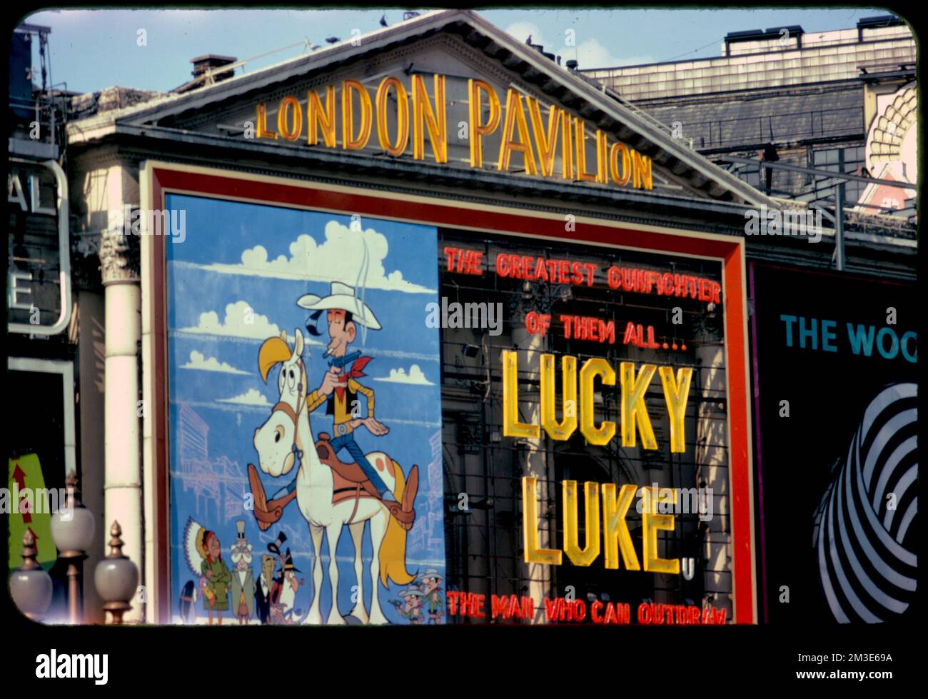 London Pavilion, Londra , Motion picture theater, London Pavilion Organizzazione : Londra, Inghilterra. Collezione Edmund L. Mitchell Foto Stock