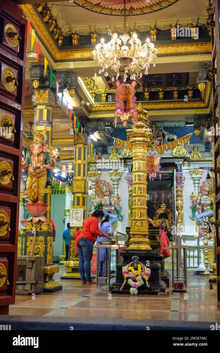 George Town, Malesia - 16 novembre 2022: Viste del Tempio di Sri Mahamariamman, uno dei più antichi templi indù a Penang, George Town, Malesia. Foto Stock