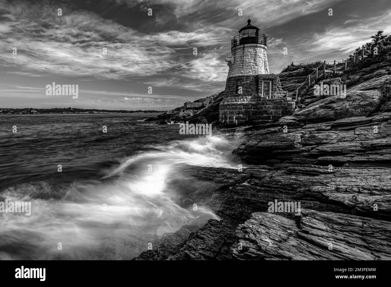 Un colpo grigio del faro della collina del castello a Newport, Rhode Island Foto Stock
