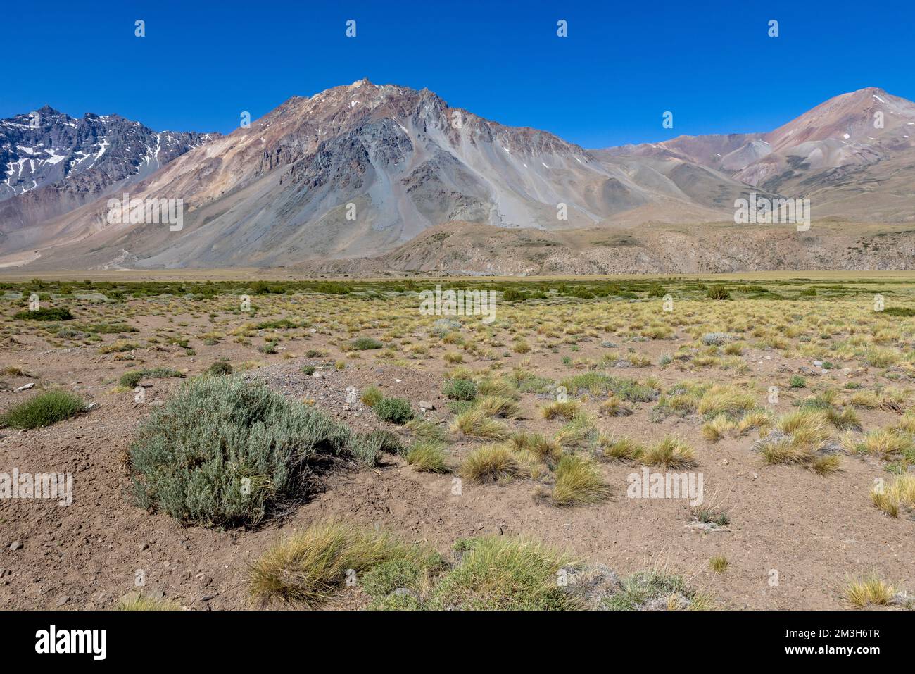 Paesaggio a Paso Vergara - attraversare il confine dal Cile all'Argentina mentre si viaggia in Sud America Foto Stock