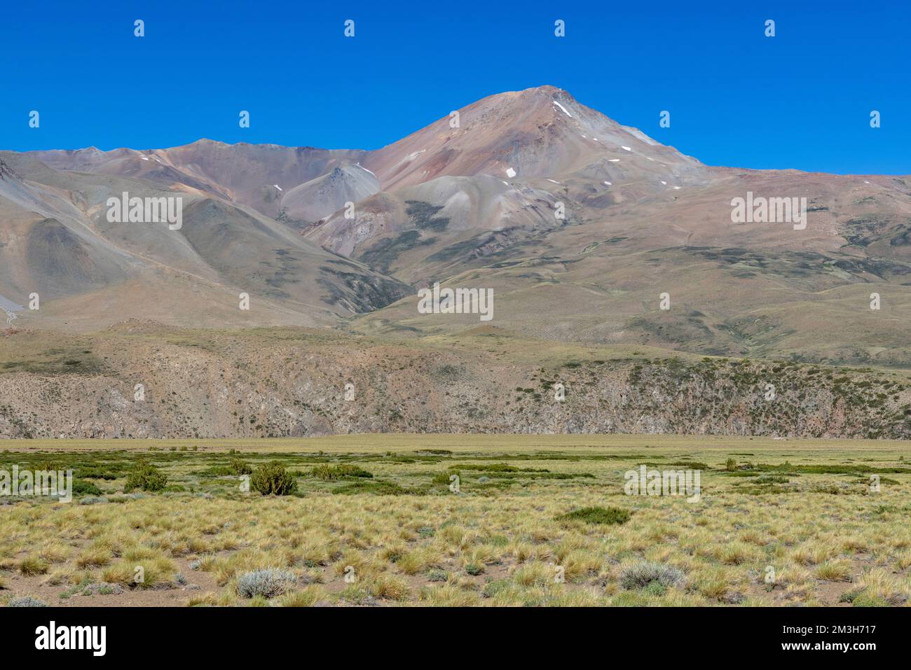 Paesaggio a Paso Vergara - attraversare il confine dal Cile all'Argentina mentre si viaggia in Sud America Foto Stock