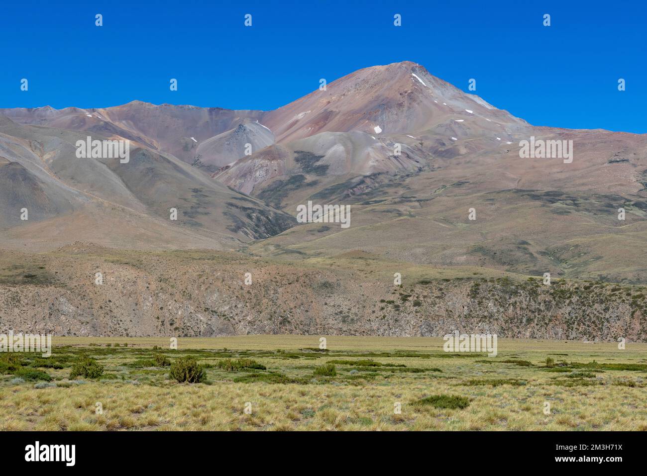 Paesaggio a Paso Vergara - attraversare il confine dal Cile all'Argentina mentre si viaggia in Sud America Foto Stock