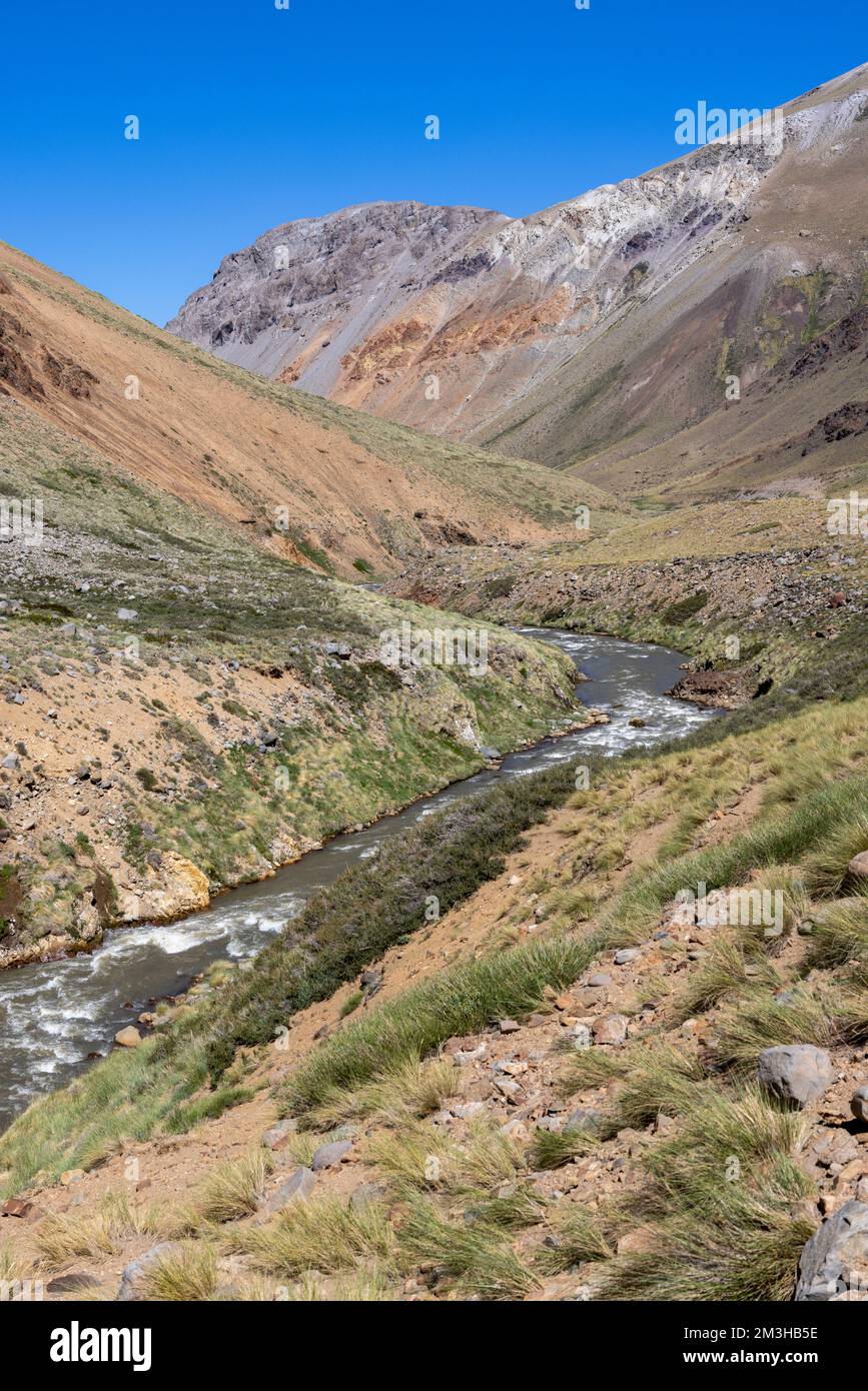 Paesaggio a Paso Vergara - attraversare il confine dal Cile all'Argentina mentre si viaggia in Sud America Foto Stock