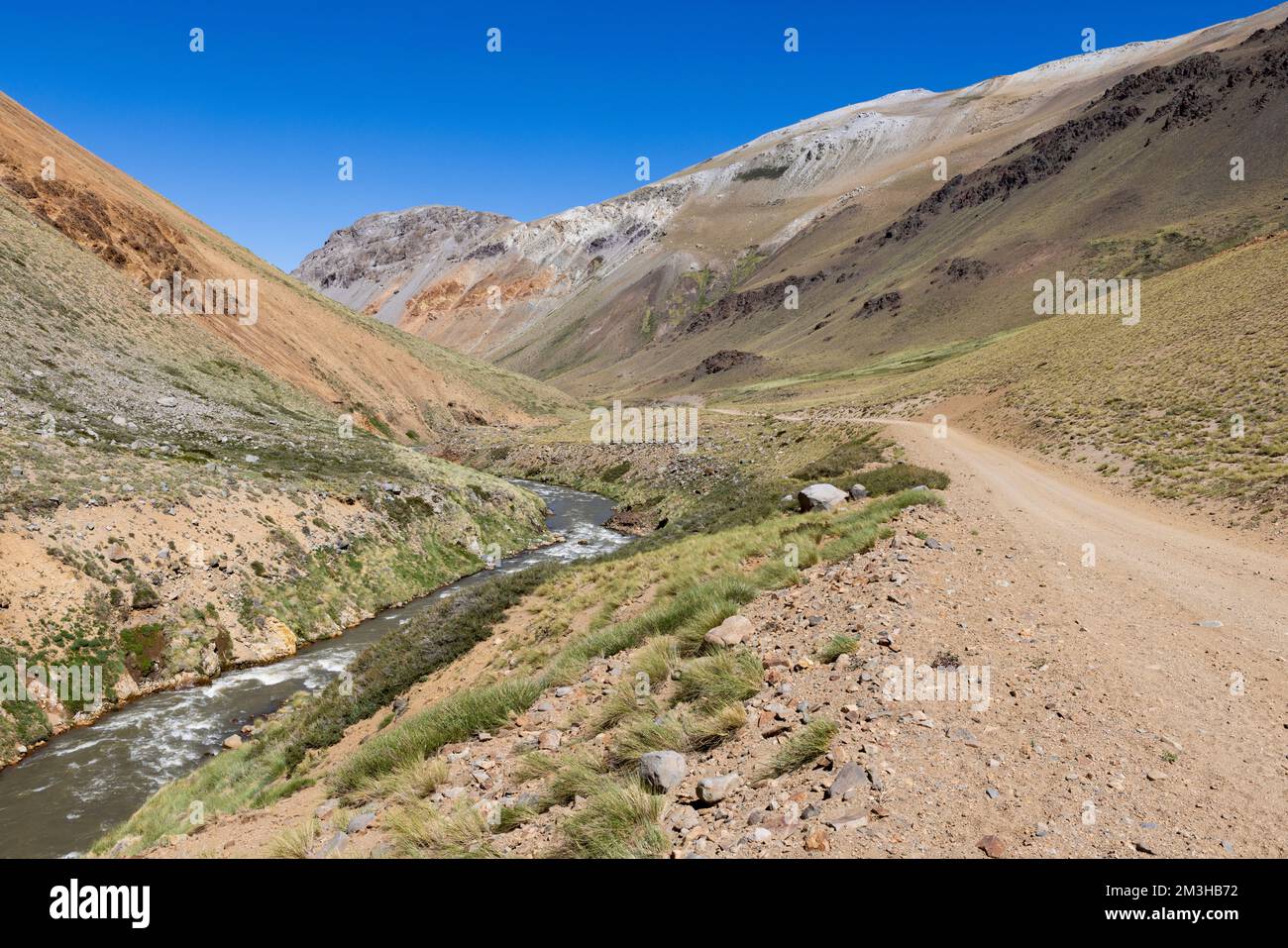 Paesaggio a Paso Vergara - attraversare il confine dal Cile all'Argentina mentre si viaggia in Sud America Foto Stock