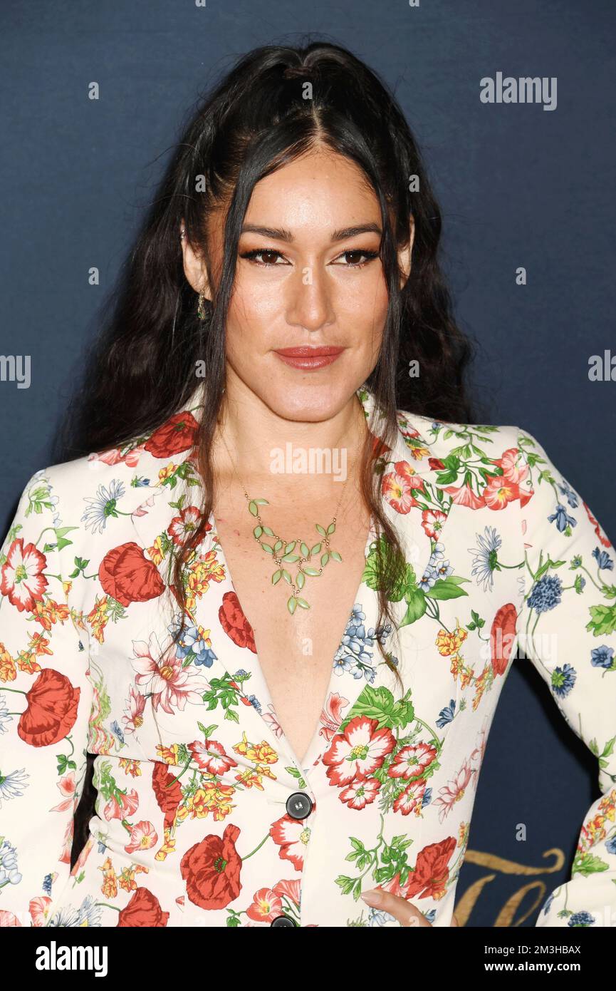 LOS ANGELES, CALIFORNIA - 14 DICEMBRE: Q'Orianka Kilcher partecipa alla "pale Blue Eye" di Los Angeles Premiere al DGA Theater Complex il 14 dicembre 2022 Foto Stock