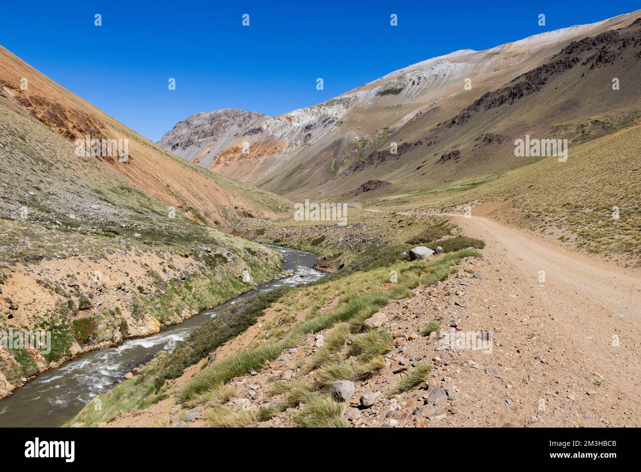 Paesaggio a Paso Vergara - attraversare il confine dal Cile all'Argentina mentre si viaggia in Sud America Foto Stock