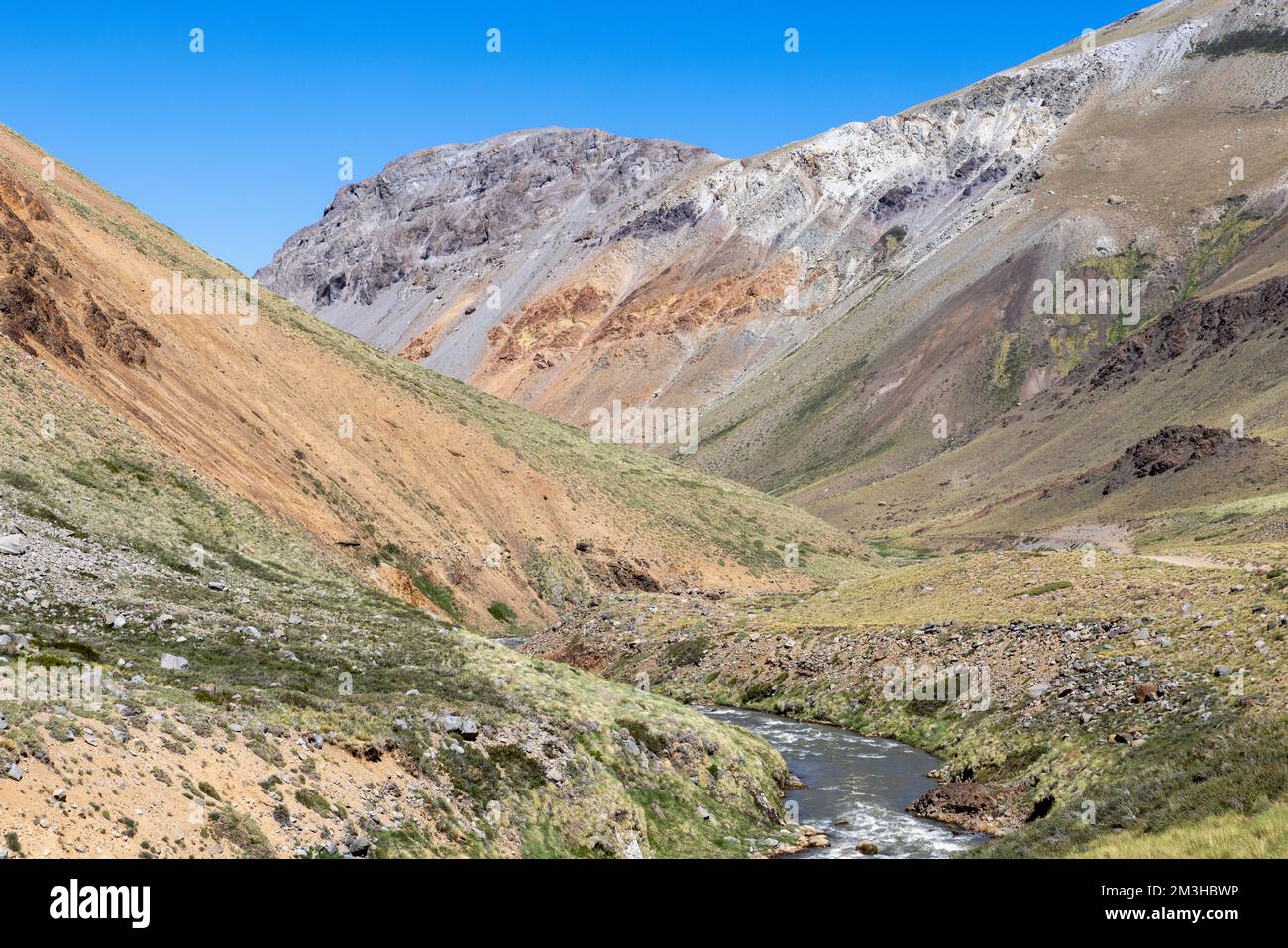 Paesaggio a Paso Vergara - attraversare il confine dal Cile all'Argentina mentre si viaggia in Sud America Foto Stock
