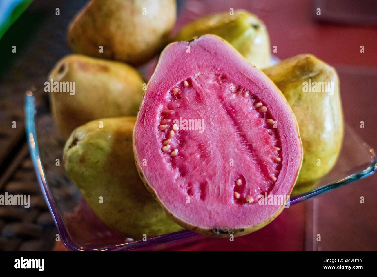 Guayaba (Guava) frutta a Bogotà, Colombia Foto Stock