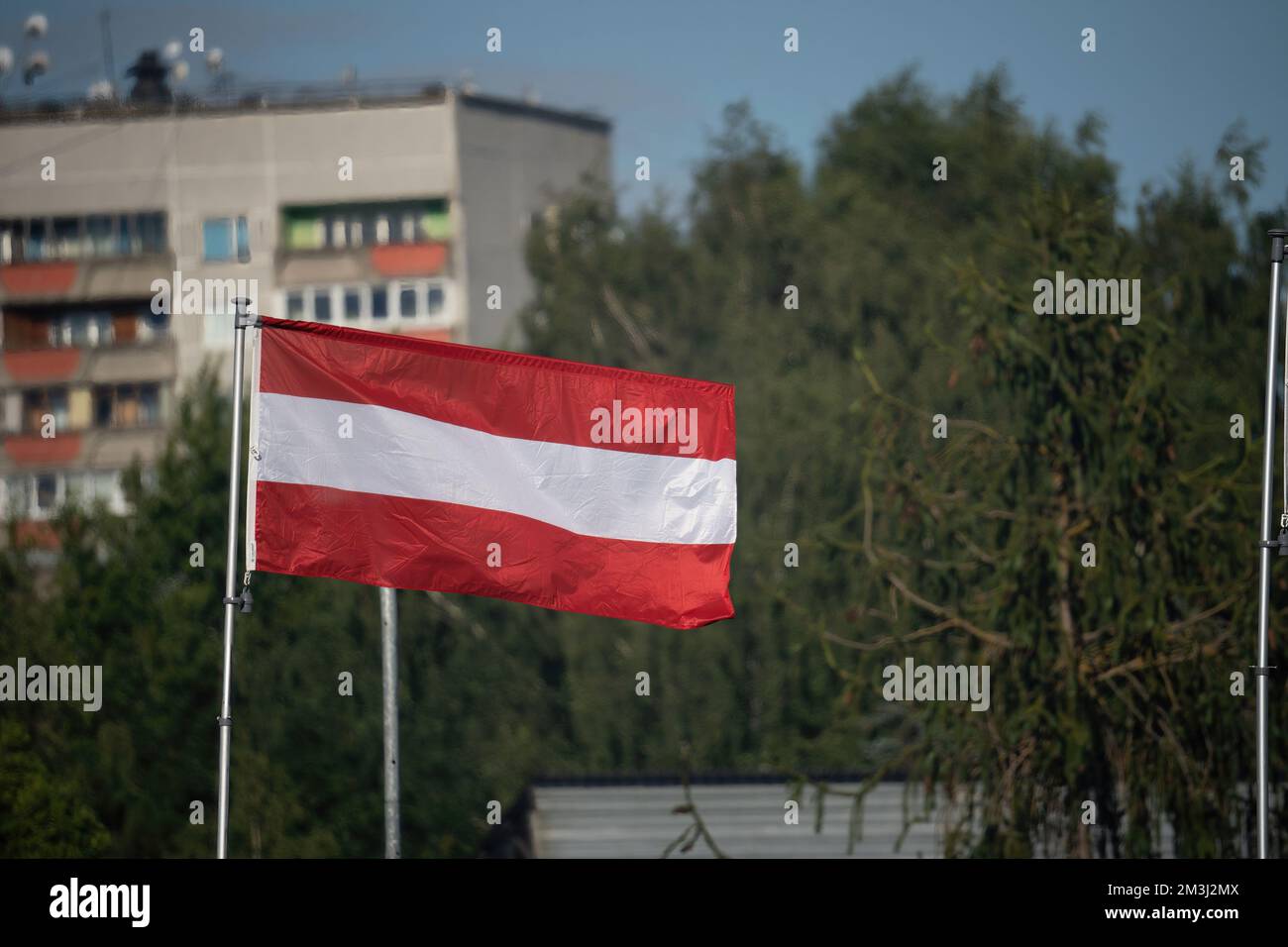 Bandiera dell'Austria nel vento Foto Stock