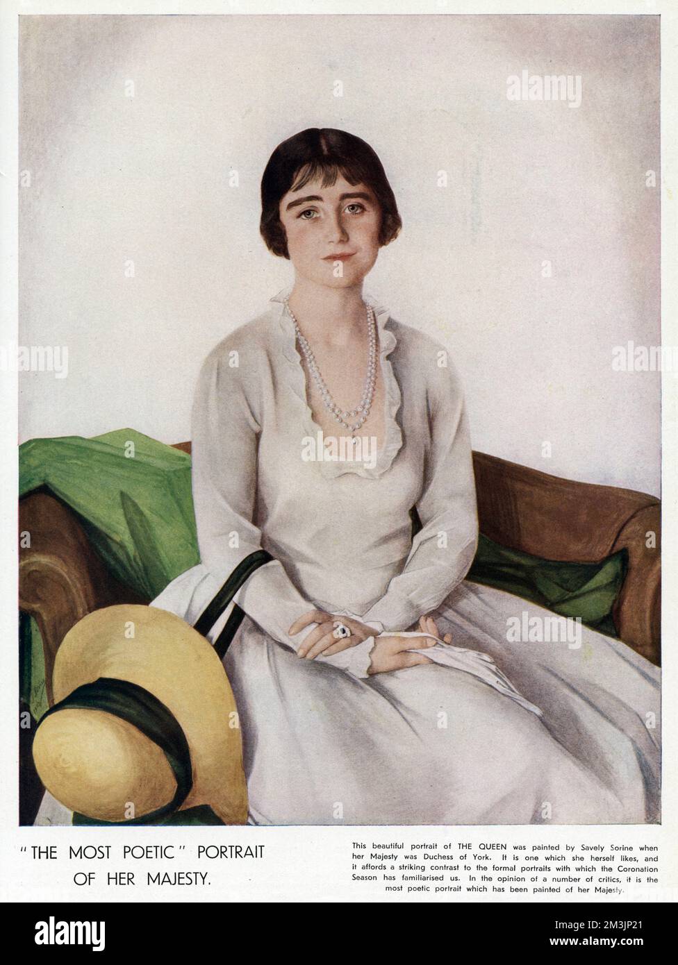 Elizabeth Angela Marguerite Bowes-Lyon (1900 – 2002) è stata la regina consorte di re Giorgio VI dal 1936 fino alla morte di suo marito nel 1952. Indossando un elegante abito bianco e perle. Data: 1937 Foto Stock