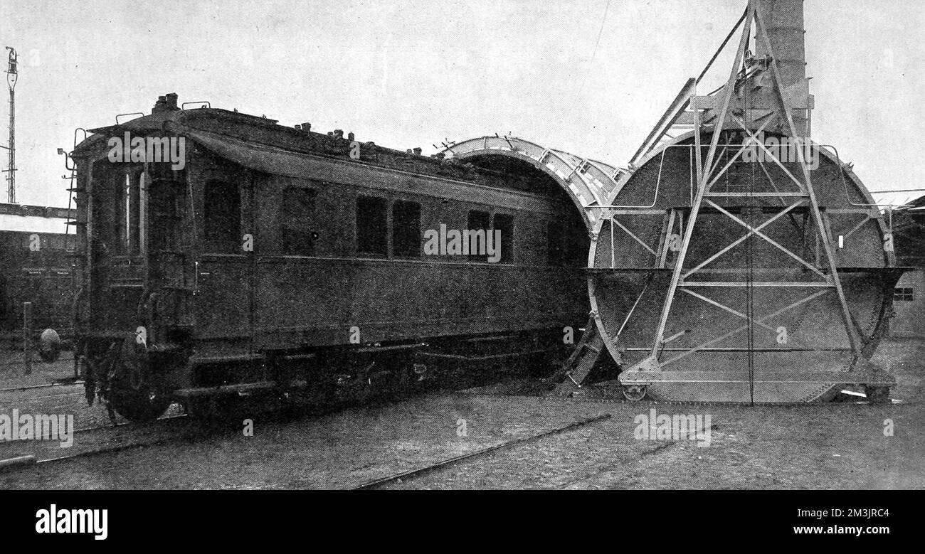 Disinfezione di un vagone ferroviario. Foto Stock