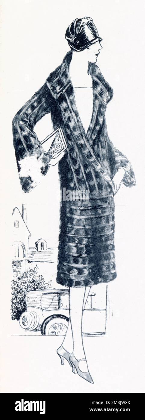 Camice in pelle di moleskin, 1926. Il cappotto era lungo 45 cm ed era disponibile presso il negozio City Fur Store, per un prezzo ridotto di 25 guineas. Foto Stock