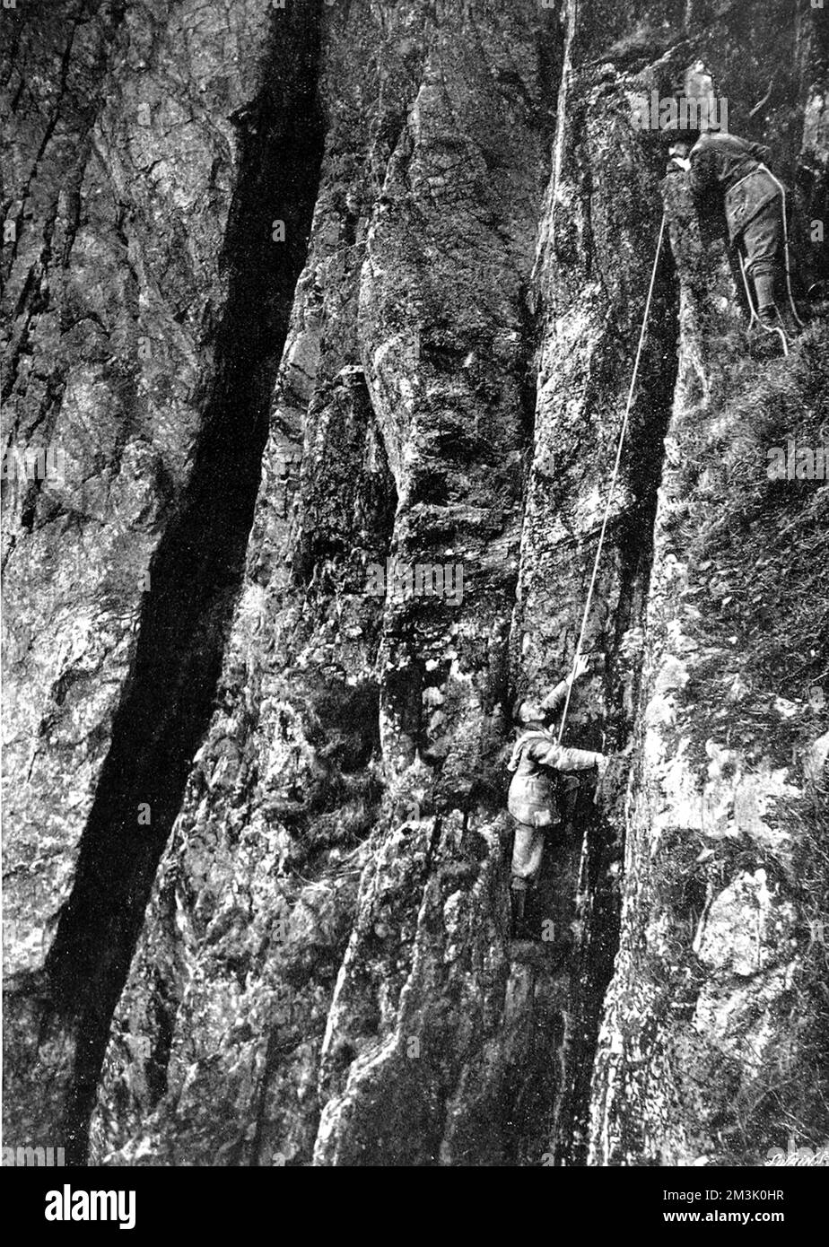 Scalatori sul Pillar Rock, Ennerdale, Cumbria, 1912. Foto Stock