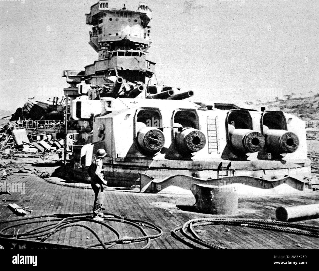 La corazzata "Strasbourg" nel porto di Tolone, Francia; Secon Foto Stock