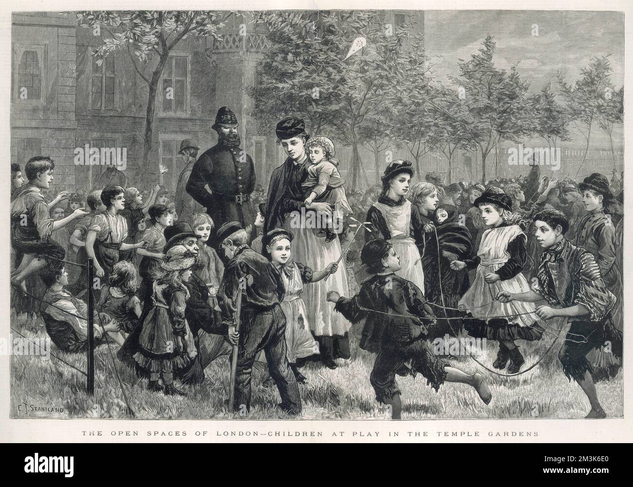 Un gruppo di bambini che giocano a Temple Gardens, Londra. Una bambinaia e un poliziotto sono mostrati mantenere la pace. Data: 1883 Foto Stock