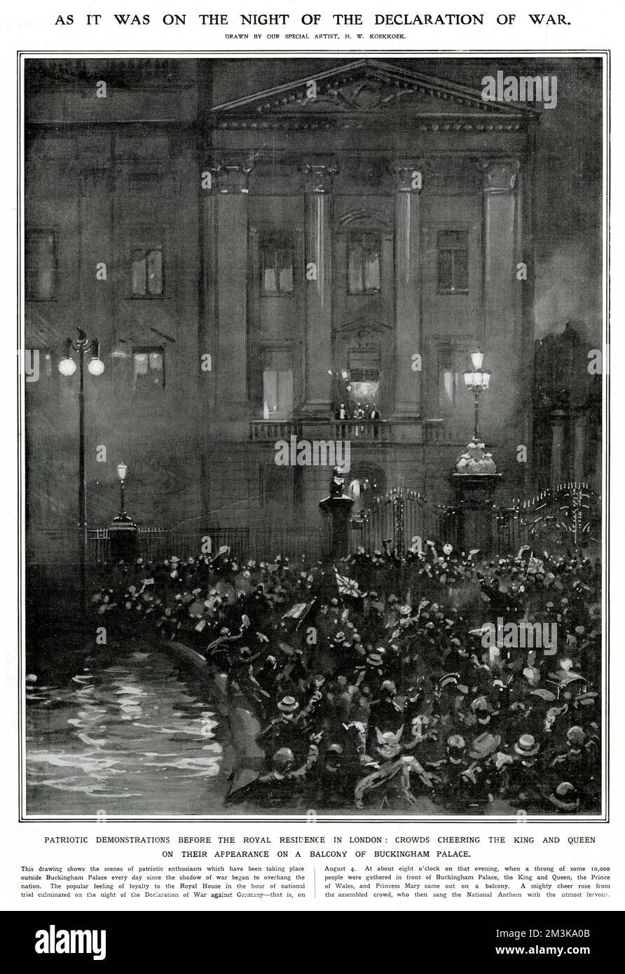 Folle che rallegrano il re e la regina fuori Buckingham Palace a seguito della dichiarazione di guerra contro la Germania nel 1914. Data: 8 agosto 1914 Foto Stock