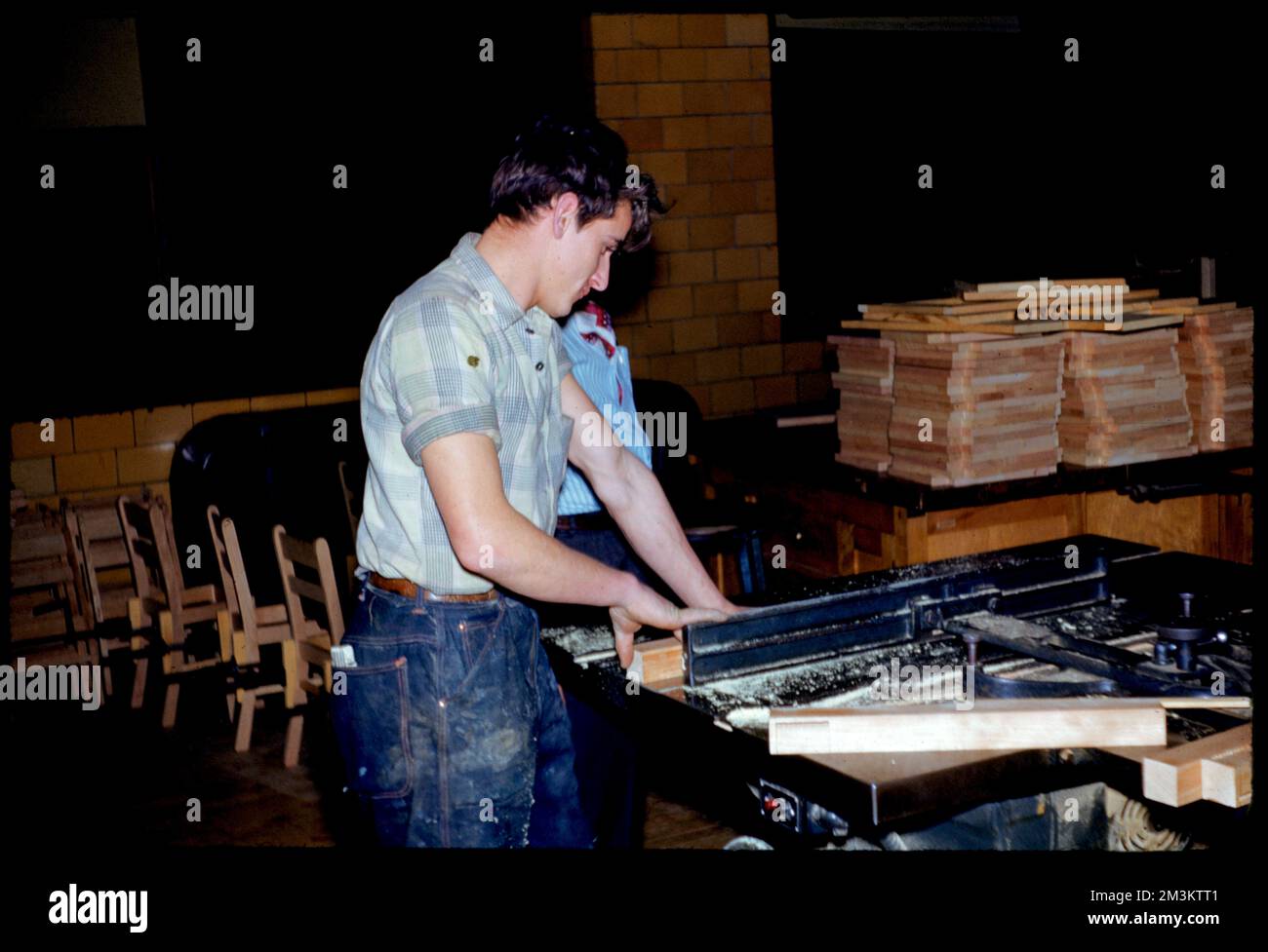 Peterson, scuola serale, educazione degli adulti, studenti, lavorazione del legno. Collezione Edmund L. Mitchell Foto Stock