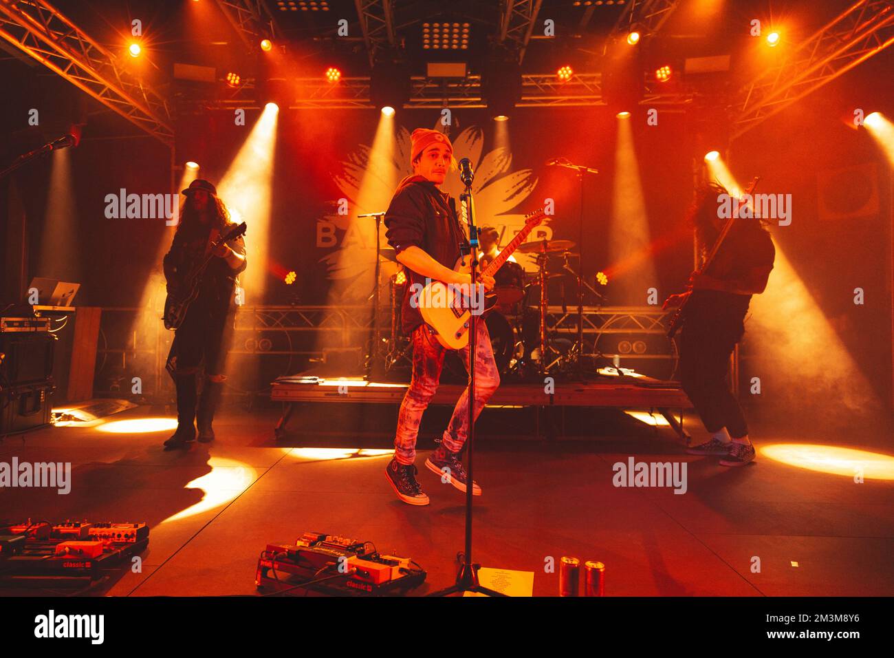 Milano, Italia. 15th Dec, 2022. La band hard rock americana Badflower si esibirà dal vivo al Circolo Magnolia di Segrate, Milano, il 15 dicembre 2022 (Foto di Maria Laura Arturi/NurPhoto) Credit: NurPhoto/Alamy Live News Foto Stock